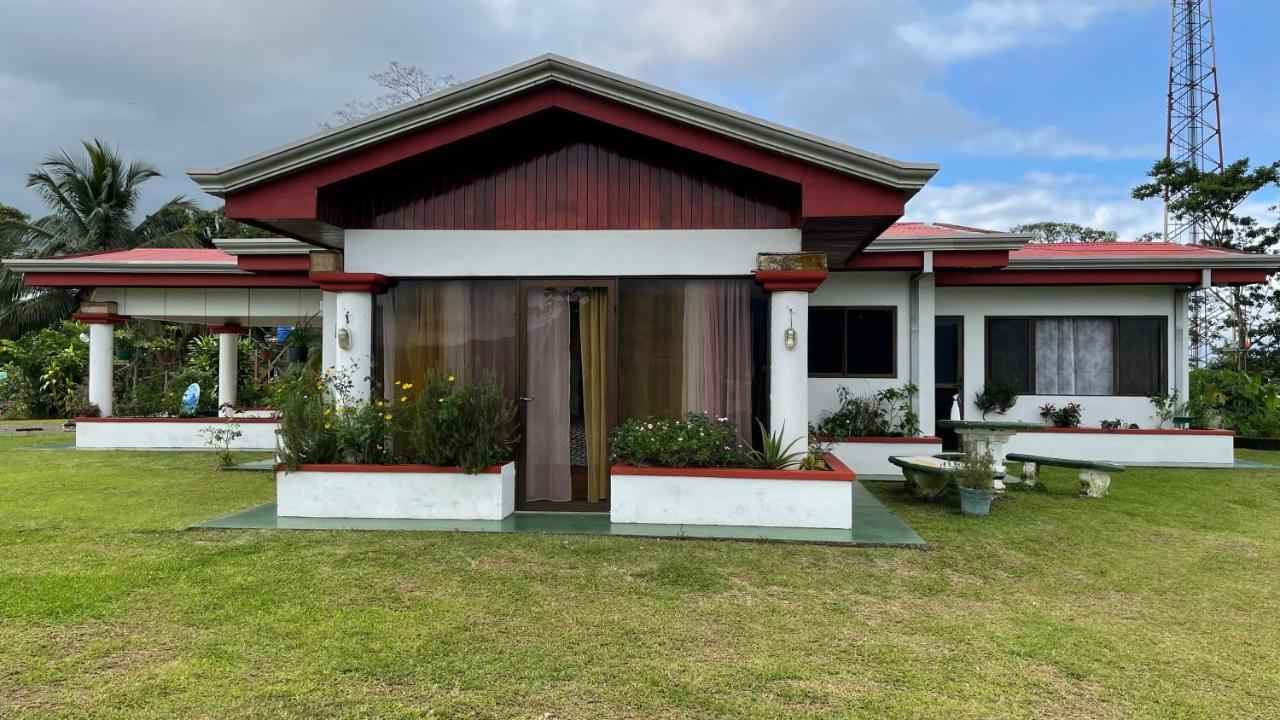 Las Pavitas Cottages La Fortuna Exterior foto